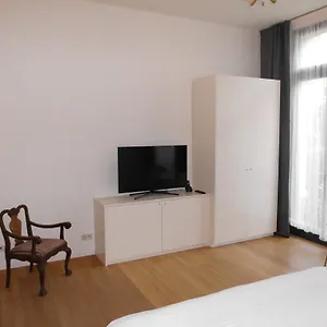 *** Bed and breakfast Midi Bélgica